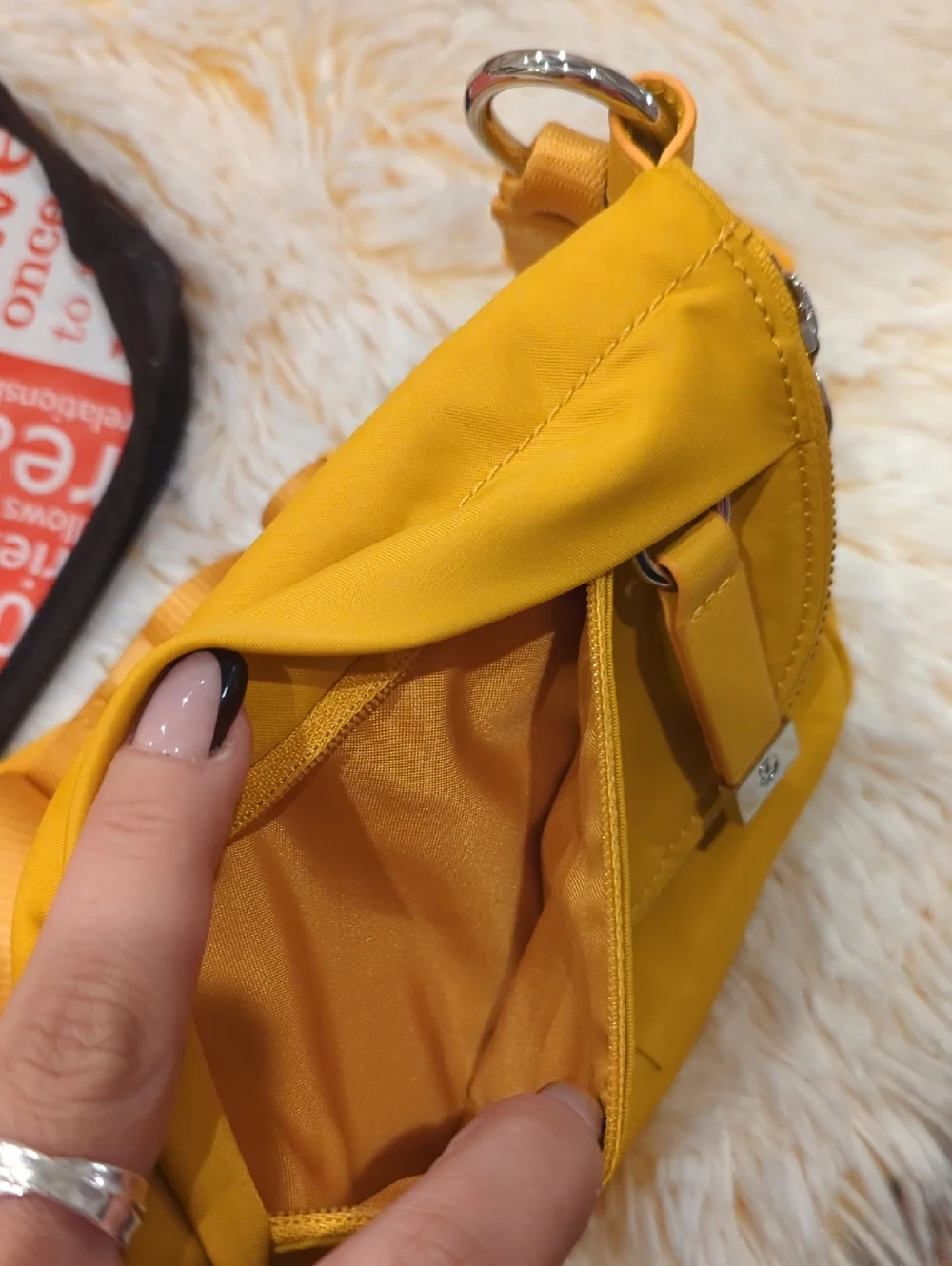 โค๏ธ๐Lululemon All Night Festival Bag *MicroGold Spice (First Release)๐โค๏ธ - Picture 6 of 12